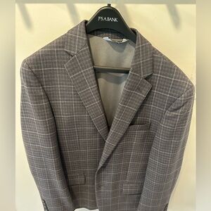 Grey check sport coast from Jos A Bank. 42R Slim Fit